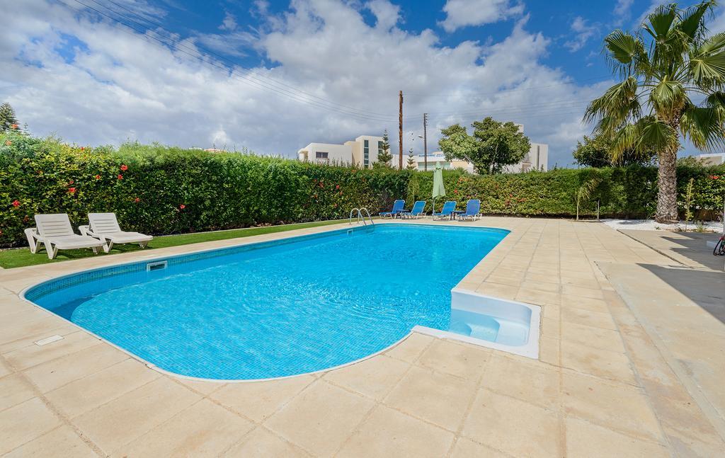 Merab Center Villas Ayia Napa Cameră foto