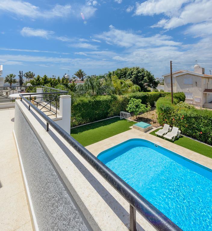 Merab Center Villas Ayia Napa Cameră foto